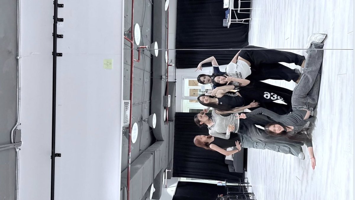 ‎‏ً tweet media