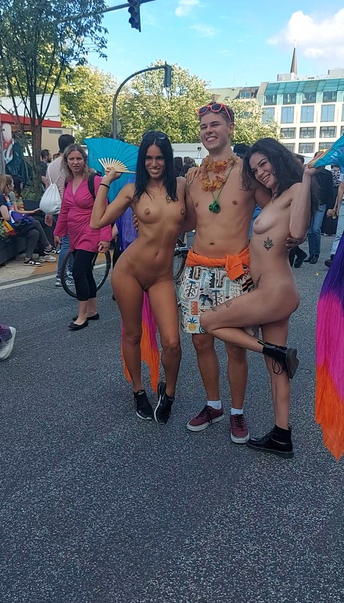 Happy Pride...

🏳️‍🌈❤️🧡💛💚💙💜🏳️‍🌈

Full video free on Telegram ‼️ 👇 

t.me/+ioJPPr2vP3Y4N…