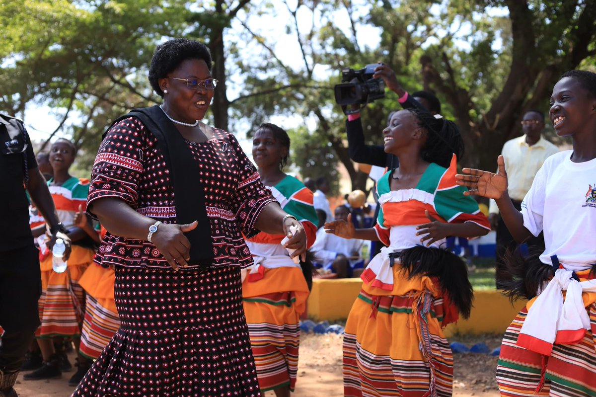 Ishmaelthehost's tweet photo. HIGHLIGHTS!

The Chief Guest, Hon. Joyce Moriku Kaducu, Uganda’s State Minister for Primary Education, emphasized the need to educate parents on the vital role of play in child development. #UgPlayDay #ChoosePlayEveryDay #IDOP2025 #InternationalDayofPlay https://t.co/z5z3lHeebu