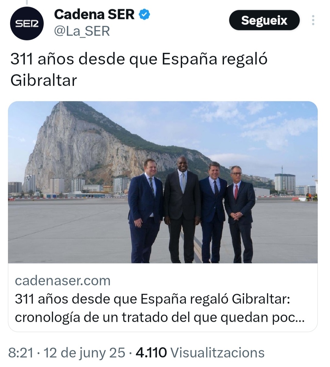 España regaló? España no regaló nada, ya que como estado nación no existía. Fue el 1r borbón, Felipe V, quien cedió Gibraltar y Menorca a los británicos a cambio de que estos retiraran su apoyo a la austriacista Cataluña. Así se tergiversa la historia.