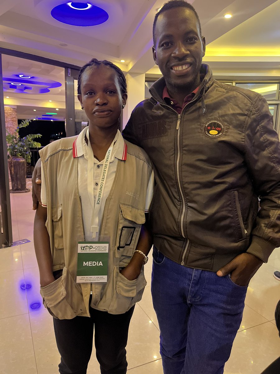 Gmutumba91's tweet photo. With me is a group of reporters from Mbarara who were mandated to bring to you live as @norbertmao nailed for the 4th term in charge of Democratic Party @JovitaNaris @alexmugasha1 abanya Mbarara Mwebre https://t.co/qOUrpzYIuJ