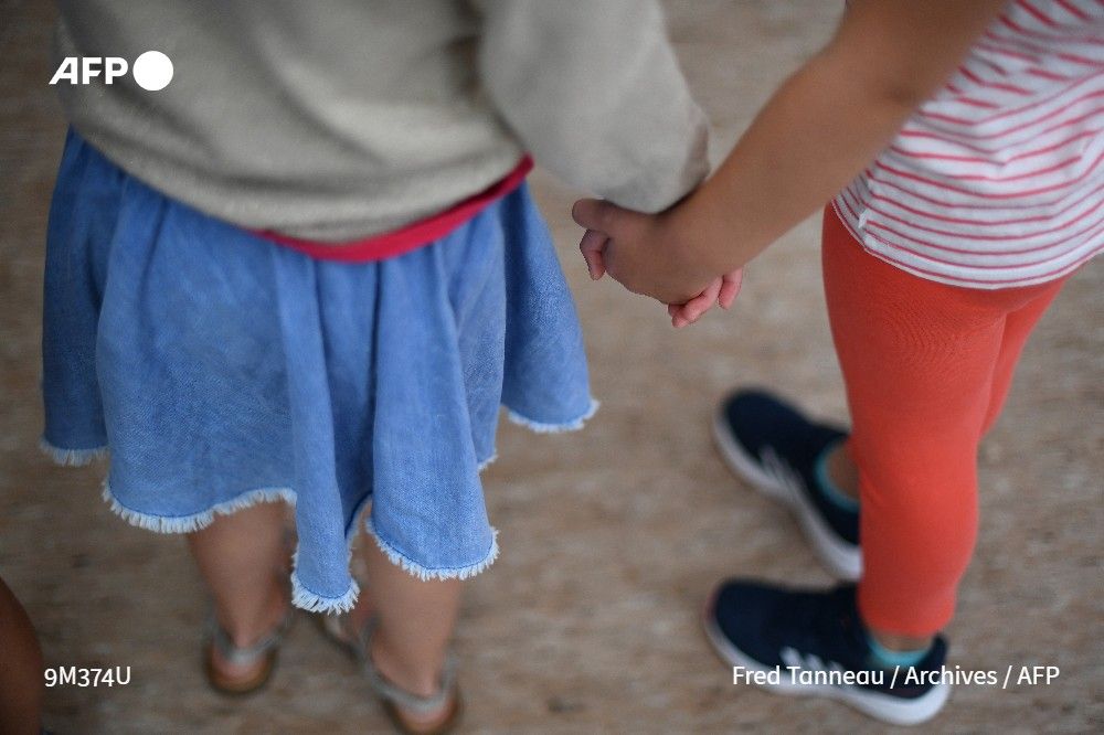 👩‍👧 Le complément du libre choix du mode de garde va être étendu à douze ans pour les enfants dont les parents sont isolés, au lieu de six ans actuellement, à partir du 1er septembre, selon un décret publié jeudi.