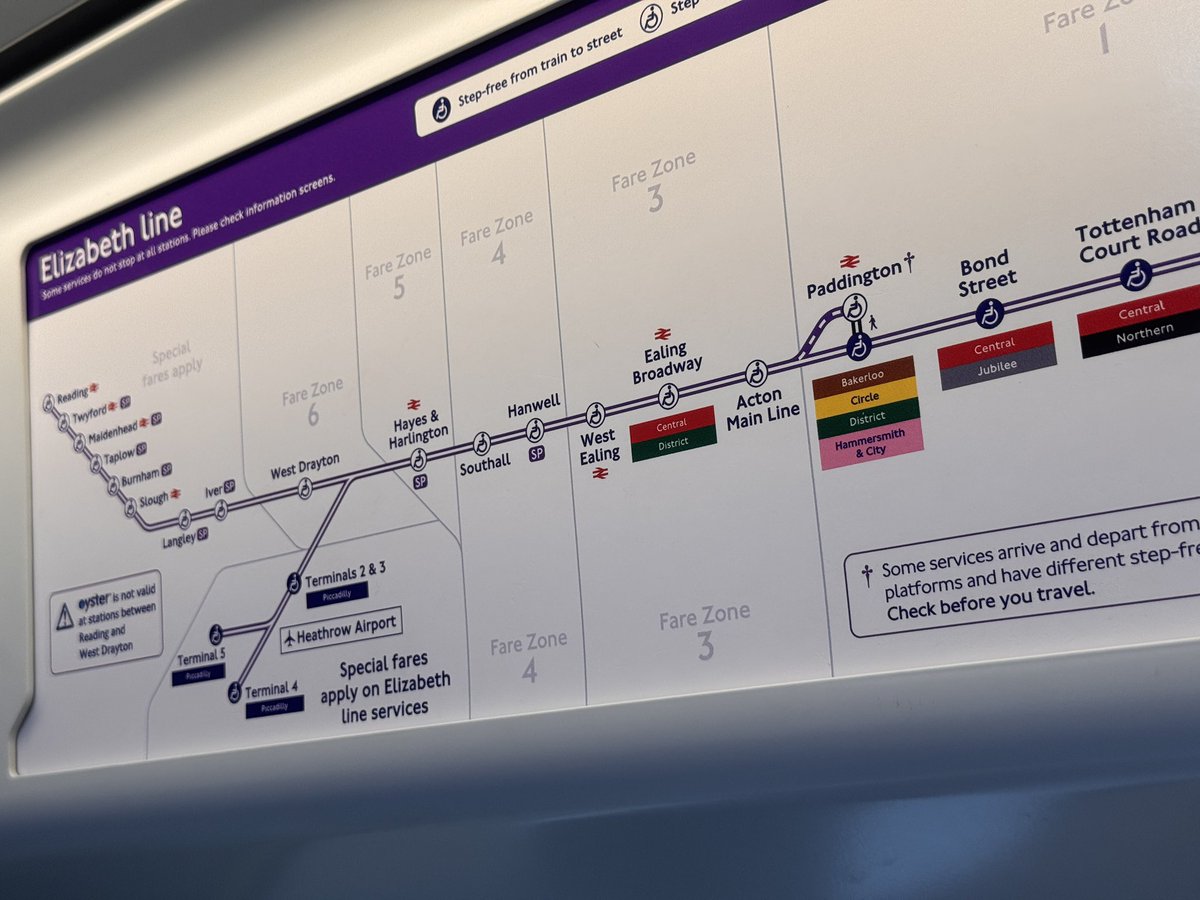 tm_front's tweet image. こちらは2時間ほど前に🇬🇧に無事到着いたしました。ただいま、ライムリージスへ向けて電車の旅でございます。

#fossilfestival #fossilfestival2025