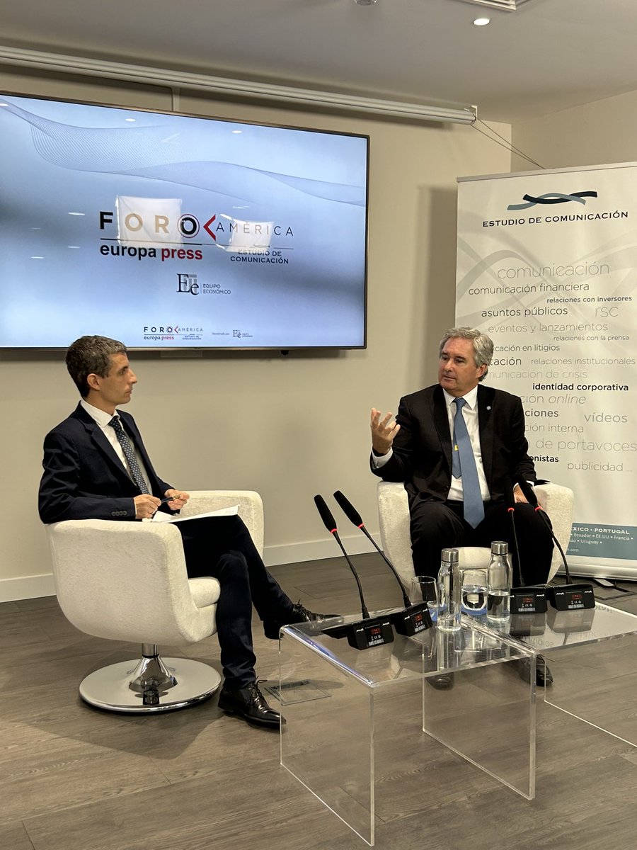 Estudio de Comunicación (@estcomunicacion) on Twitter photo Comienza la ronda de preguntas junto al Lic. @Pabloquirno, secretario de Finanzas de la República Argentina, conducida por @Daniel_Herrero, jefe de @epinternacional en <a href="/europapress/">Europa Press</a> Comienza la ronda de preguntas junto al Lic. @Pabloquirno, secretario de Finanzas de la República Argentina, conducida por @Daniel_Herrero, jefe de @epinternacional en <a href="/europapress/">Europa Press</a>