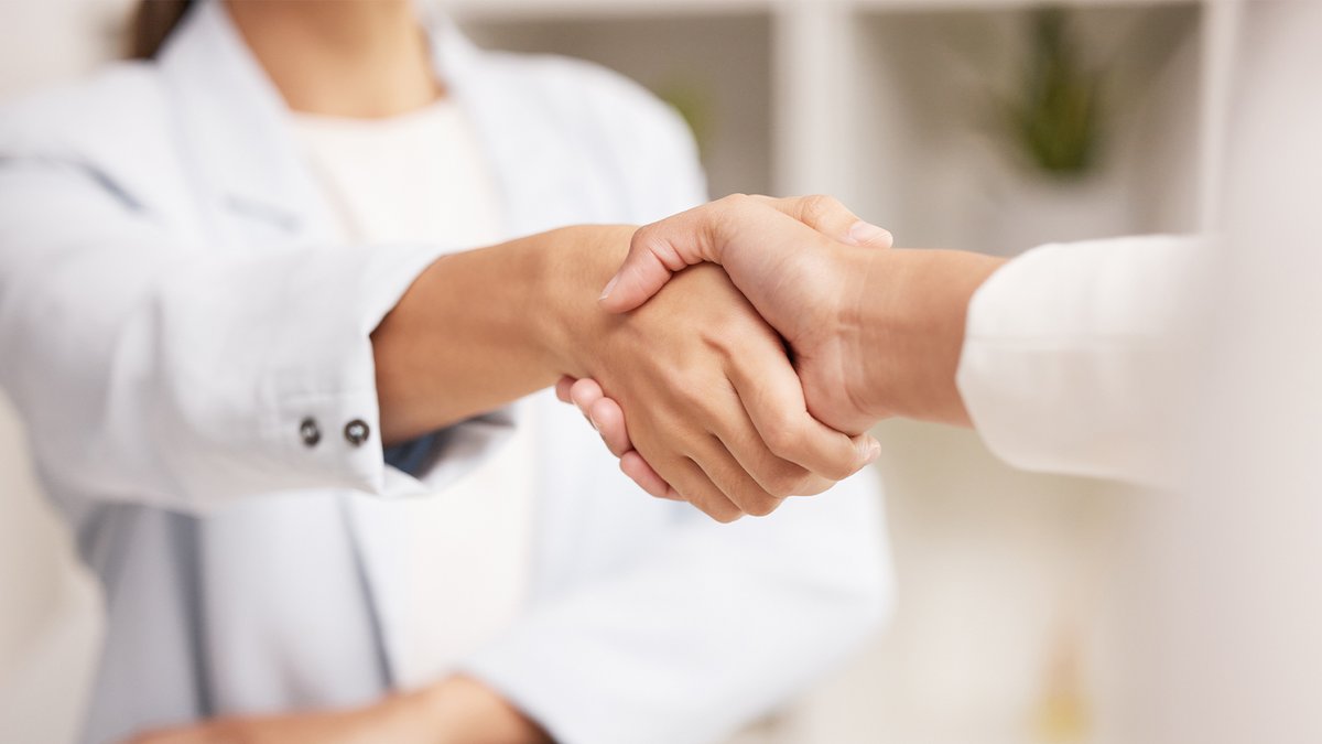 Exciting news! Vocovo has appointed Beth Worrall as their new CEO and strengthened their product leadership. Check out the article to learn more. 👉 zurl.co/Kqr9R 

#CEOMonthly #Vocovo #CEO #ProductLeadership