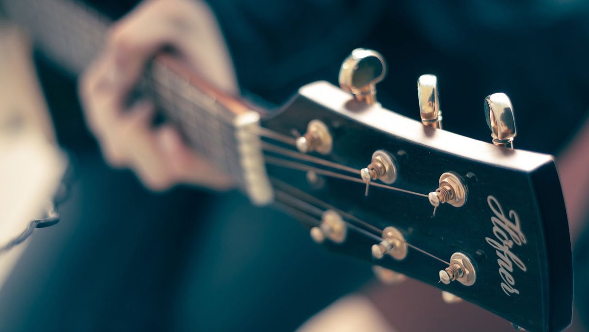 Administrators have been appointed to one of the UK's largest retailers of musical instruments and closed its 11 stores including in Cardiff with immediate effect.

 insidermedia.com/news/national/…
