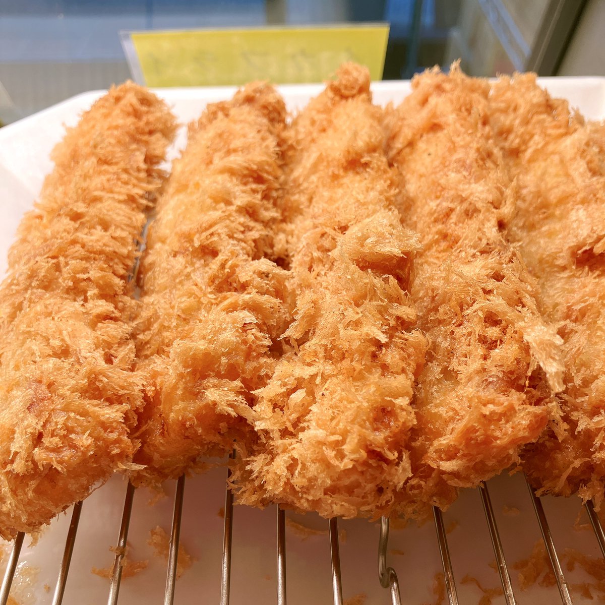 フライ揚がってまーす☺️❤️
メンチカツ、から揚げ、イカフライ、コロッケ、クリームコロッケ、かぼちゃコロッケなど