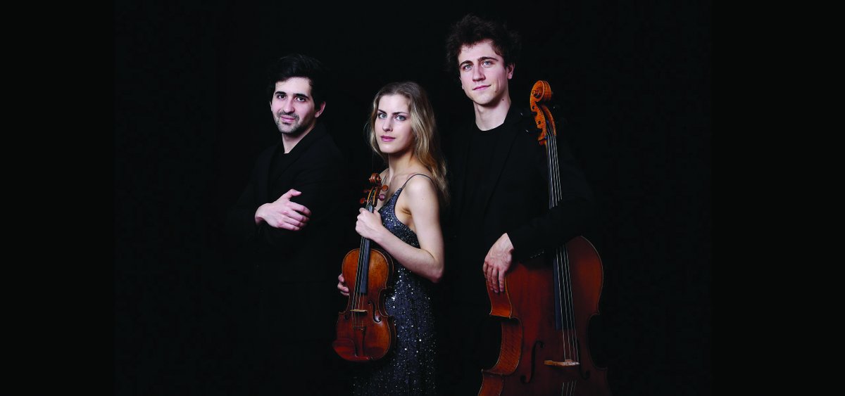✨FESTIVAL MUSIQUES VIVANTES✨
Brahms, Fauré et Enescu par le Trio Zeliha

📅 Samedi 12 juillet 2025 à 17h
📍 Verneuil-en-Bourbonnais • église Saint-Pierre
🎟 Billetterie en ligne 
bit.ly/44xNz6H
📖programmation complète du Festival :
bit.ly/3ECmCEd