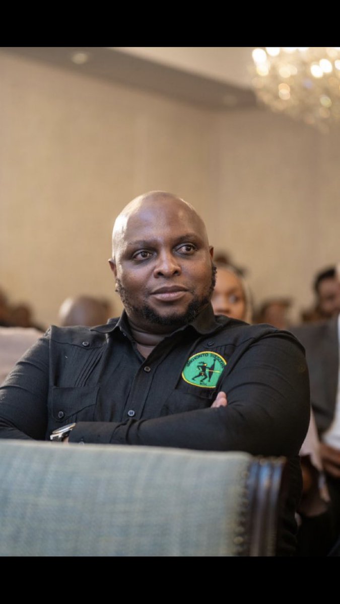 azania1023's tweet photo. If Floyd can start his own party , it will eat more from MKP and ANC and take majority of young new voters.

He’s disciplined,he won’t do it but he has solidifies his political weight and wisdom.

We keep learning from Floyd. https://t.co/dL9wxN3uoE