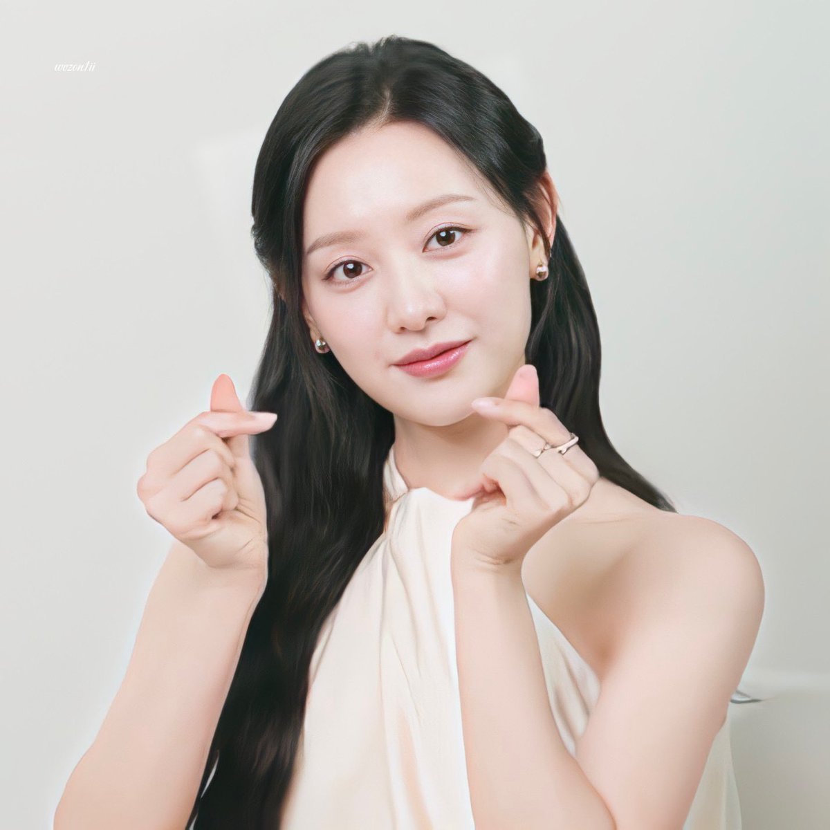 지원이 하트 💕
#김지원
#KIMJIWON