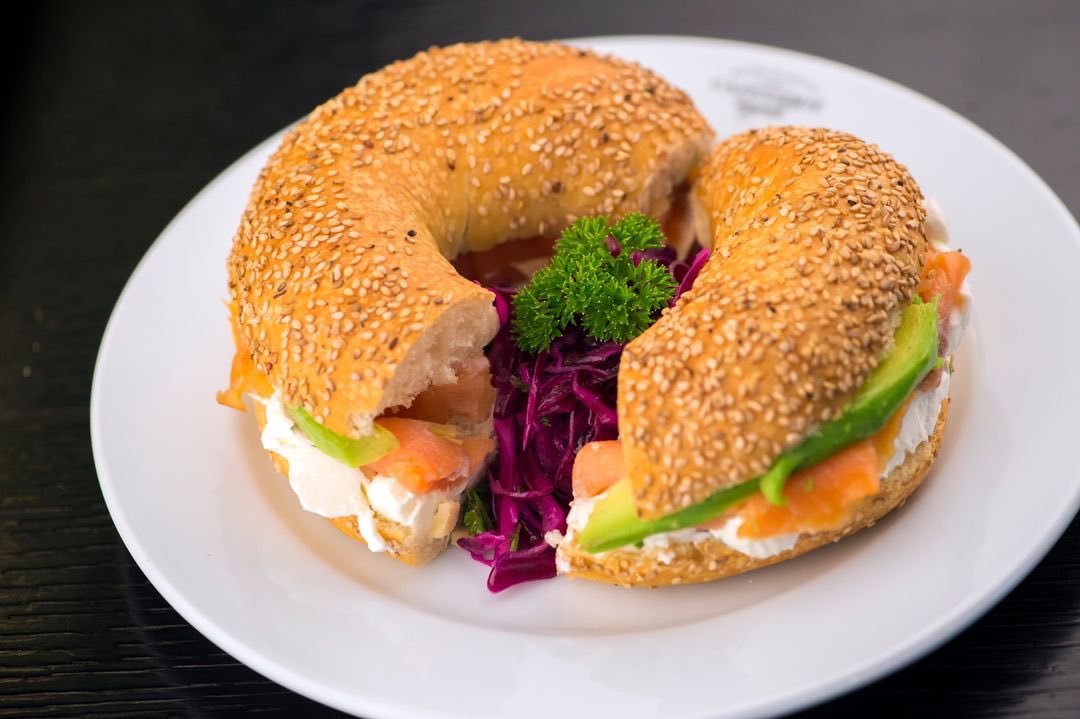 Warning: one bite of our salmon + cream cheese bagel and you’ll be hooked. 🎣🥯
Come taste what everyone’s raving about.
#HookedOnBagels #BagelTime #SalmonFix #EatLocal #BrunchCravings
#cafesserie #salmonbagel