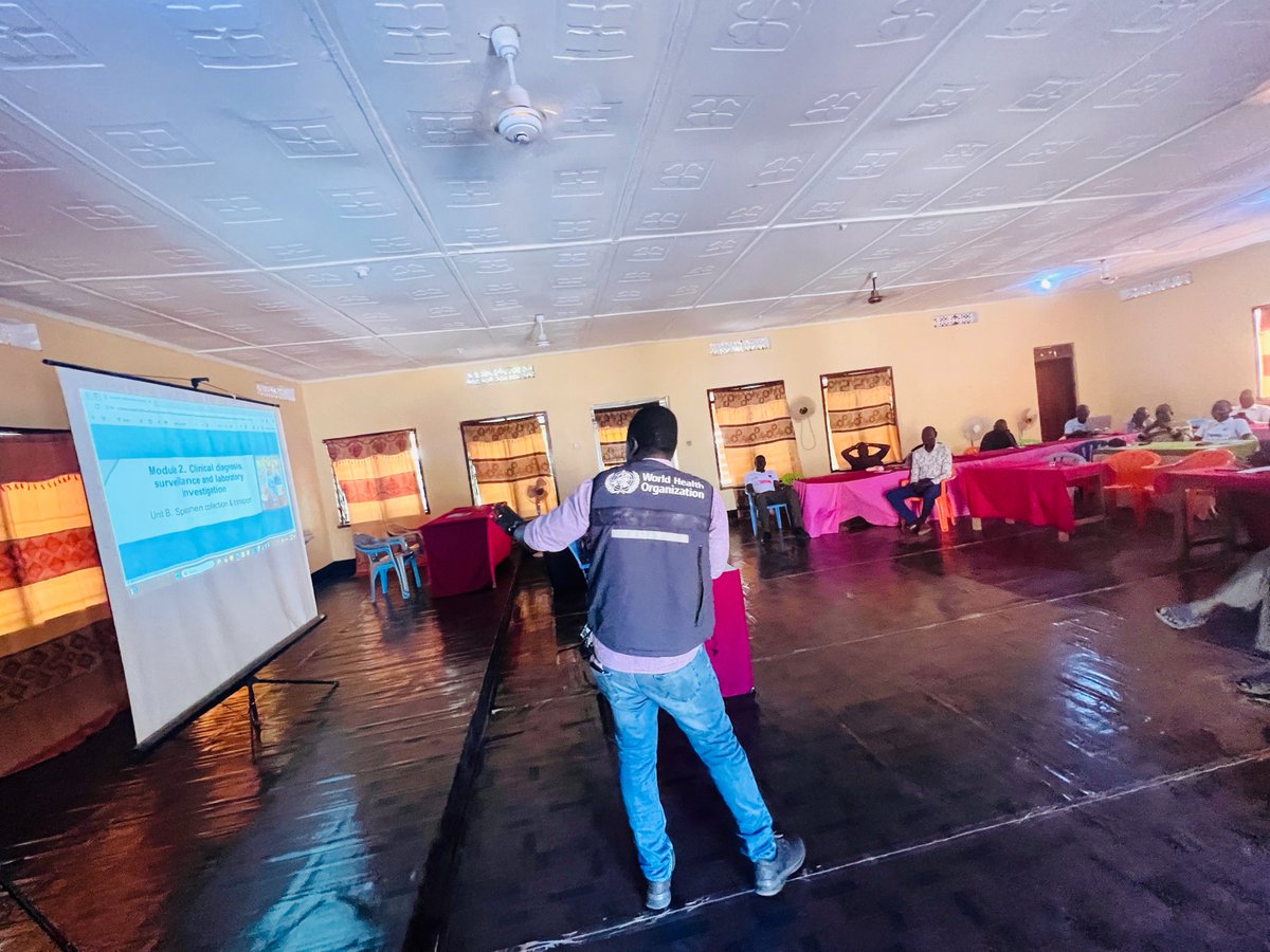 WHO South Sudan (@whosouthsudan) on Twitter photo Strengthening efforts to combat #mpox outbreak, 41 healthcare workers in Rumbek received training on mpox surveillance, contacts tracing, IPC/WASH, risk communication & case management to address the ongoing outbreak. Thanks to #CFE funding, & collaboration with <a href="/MoHsouthsudan/">South Sudan Ministry of Health</a> Strengthening efforts to combat #mpox outbreak, 41 healthcare workers in Rumbek received training on mpox surveillance, contacts tracing, IPC/WASH, risk communication & case management to address the ongoing outbreak. Thanks to #CFE funding, & collaboration with <a href="/MoHsouthsudan/">South Sudan Ministry of Health</a>