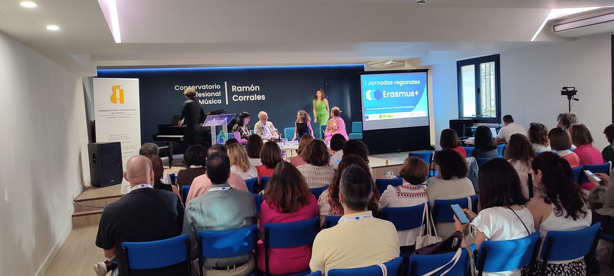 Comienzan las "I JORNADAS REGIONALES #ERASMUS+" Internacionalización de los Centros del Profesorado. Gracias a <a href="/cepronda/">CeP Ronda</a> y sus asesorías por tanta atención y cuidado por los detalles.