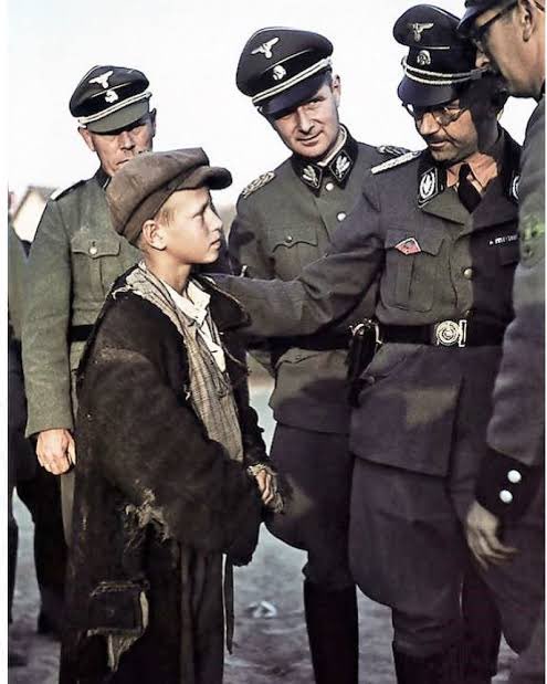 悪い予感しかしない写真