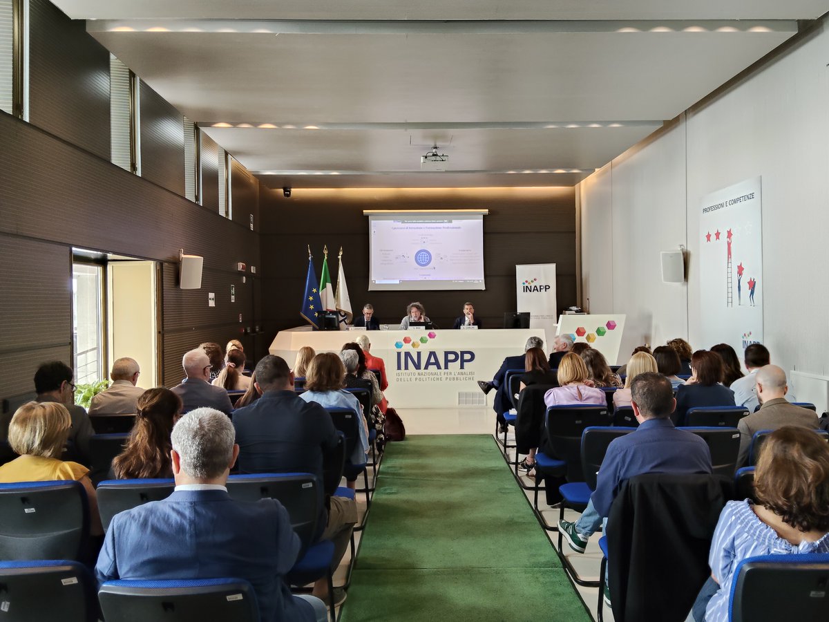 🎤 Il DG #INAPP, L.Bigi, introduce il convegno di presentazione del XXII Rapporto di Monitoraggio della #IeFP.
Illustrano le principali evidenze E.Crispolti e A.Carlini.

Registrati alla diretta ▶️ bit.ly/45g6ROh

#12giugno #PNGiovaniDonneLavoro