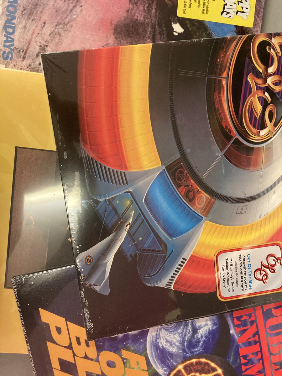 A sneak peek of #VInylWeekend coming this Saturday! #HmvLovesVInyl #hmv