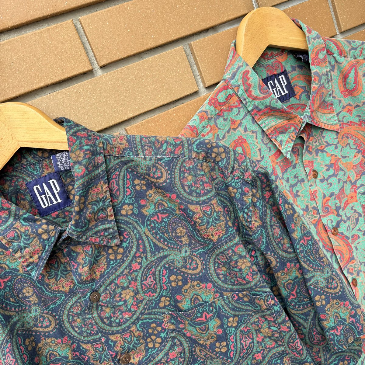 sunflower20107's tweet image. -
OLD GAP ペイズリー柄シャツ
sizeM〜L相当 6,590円
-
色柄は勿論、大き過ぎないサイズ感も良いです！
-
#OLDGAP
お問い合わせはDM、お電話にて承ります。 ※オープンから1時間は店頭販売優先となります。 #山梨 #古着屋 #山梨古着屋 #古着屋Sunflower #古着屋サンフラワー