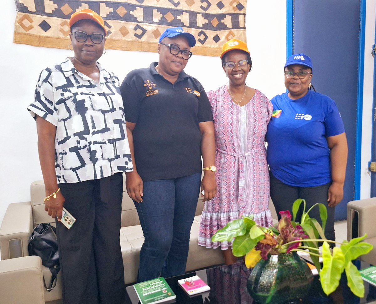 Les #sagesFemmes humanitaires de l’#UNFPA sont de retour sur le terrain à Gamboma, Bétou et Pointe-Noire pour renforcer :
🔹 la #SantéMaternelle et néonatale
🔹 la planification familiale
🔹 la prise en charge des #VBG
✅ Pour des accouchements sûrs
✅ Pour des vies sauvées