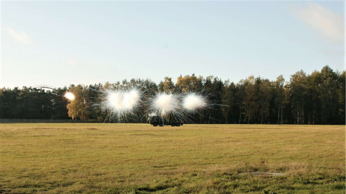 Clean Energy Wire (@cleanenergywire) on Twitter photo Military has understood strategic advantages of low-carbon technology – security researcher
"It’s now a widespread understanding that renewable energies offer a range of strategic advantages for the military" -<a href="/ole_adolphsen/">Ole Adolphsen</a> <a href="/SWPBerlin/">SWP Berlin</a>
cleanenergywire.org/news/military-… photo: Bundeswehr Military has understood strategic advantages of low-carbon technology – security researcher
"It’s now a widespread understanding that renewable energies offer a range of strategic advantages for the military" -<a href="/ole_adolphsen/">Ole Adolphsen</a> <a href="/SWPBerlin/">SWP Berlin</a>
cleanenergywire.org/news/military-… photo: Bundeswehr