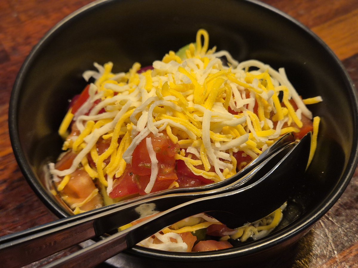 좋은 사장님과 좋은 직원님의 좋은 가게 좋은 음식
항상 마싯는 베쓰푸틴 러부