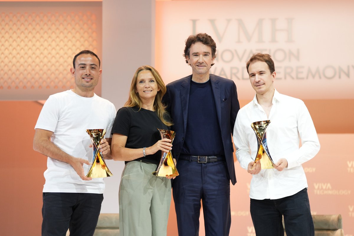 VivaTech @TiffanyAndCo Antoine Arnault joined the stage of the LVMH  Innovation Award Ceremony stage to celebrate the winners of the LVMH  Innovation Award. #LVMH #LVMHDreamscape #VivaTech, image size:1200x800