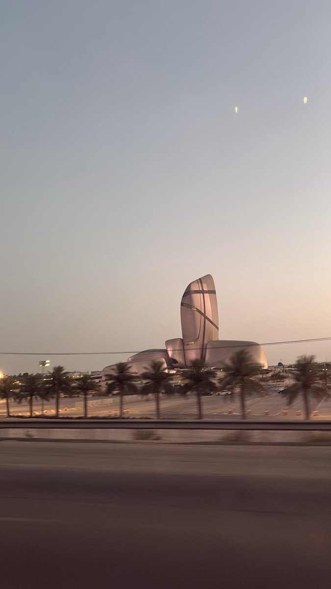 الهوى شرقي وقلبي هاوي الشرقية 🤍