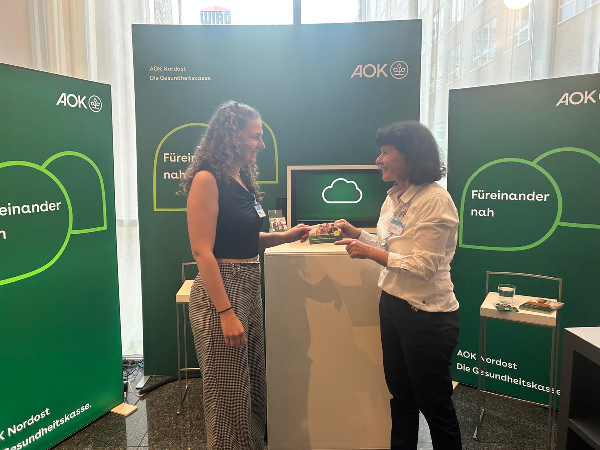 Nationale Branchenkonferenz Gesundheitswirtschaft (@nbk_gw) on Twitter photo Mitarbeitende möglichst lange in einem Betrieb zu halten ist ein großes Anliegen der Unternehmen.
<a href="/AOKNordWest/">AOK NordWest</a>
unterstützt die Unternehmen in der primären Prävention in den Bereichen Aufklärung und aktiven Workshops. ^jmr
#Gesundheit2025 Mitarbeitende möglichst lange in einem Betrieb zu halten ist ein großes Anliegen der Unternehmen.
<a href="/AOKNordWest/">AOK NordWest</a>
unterstützt die Unternehmen in der primären Prävention in den Bereichen Aufklärung und aktiven Workshops. ^jmr
#Gesundheit2025