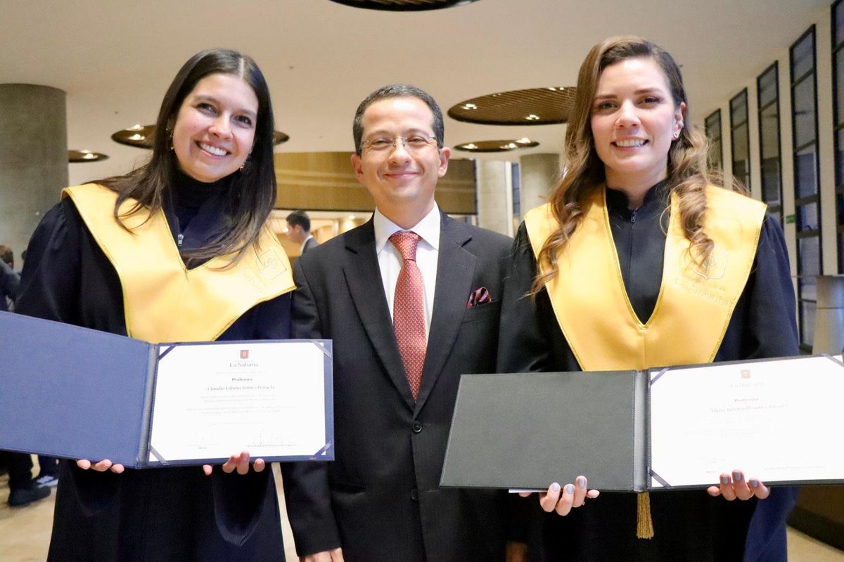 Ayer celebramos la Ceremonia de Reconocimiento de Profesores por Ascenso o Ingreso al Escalafón, un momento para exaltar el compromiso, la vocación y la contribución de nuestros #ProfesoresUniSabana al proyecto educativo institucional y a la calidad académica que nos distingue.🏅