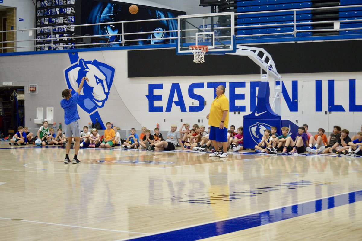 eiubasketball's tweet image. Youth camp ✅
We had a great time coaching these young athletes! We hope to see you guys at our next young camp, July 7-9th!
#TEAMTOGETHER #EIUMBB