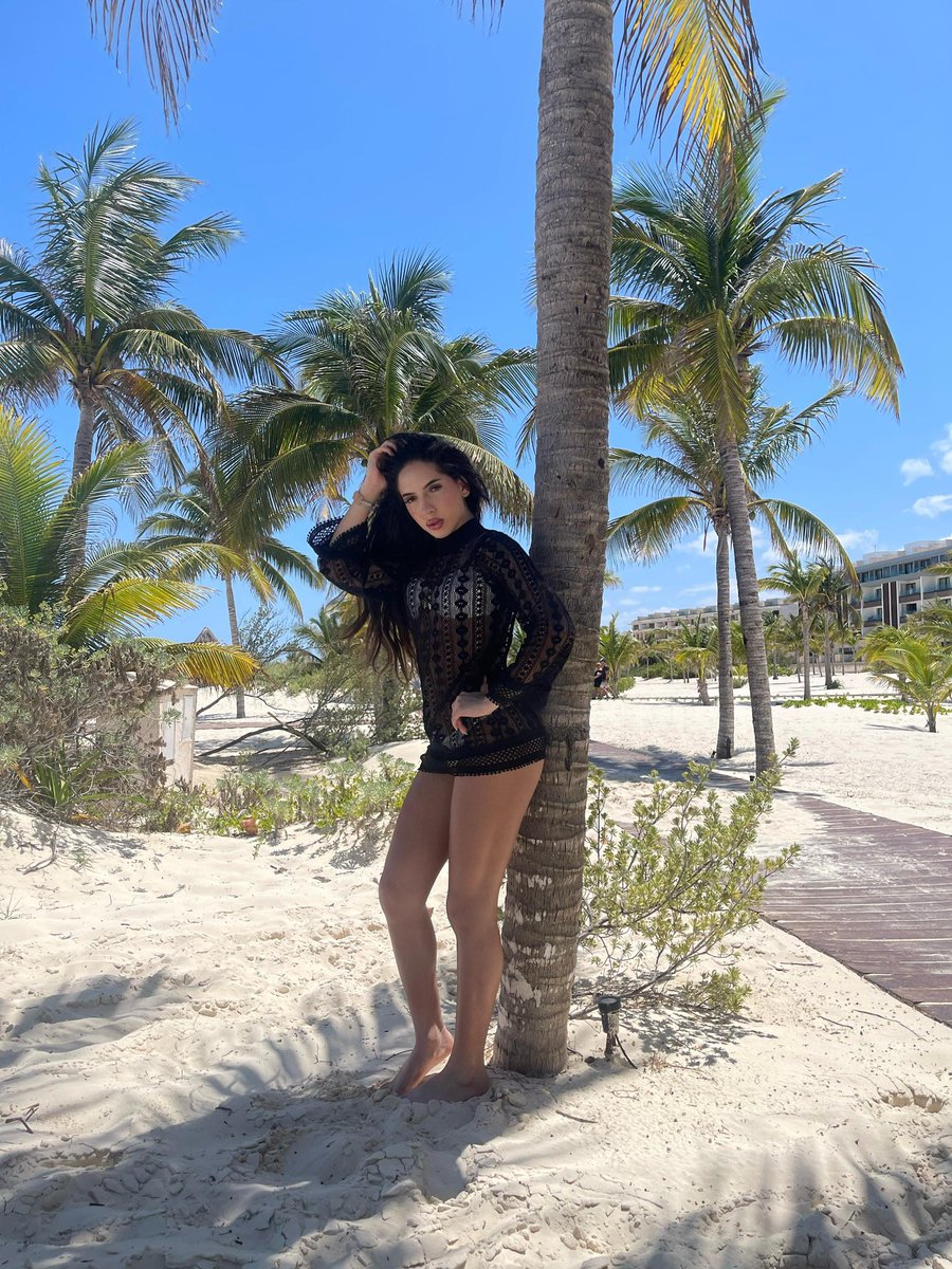 CTobon17's tweet photo. #beach 🥵 https://t.co/iK7npALT03