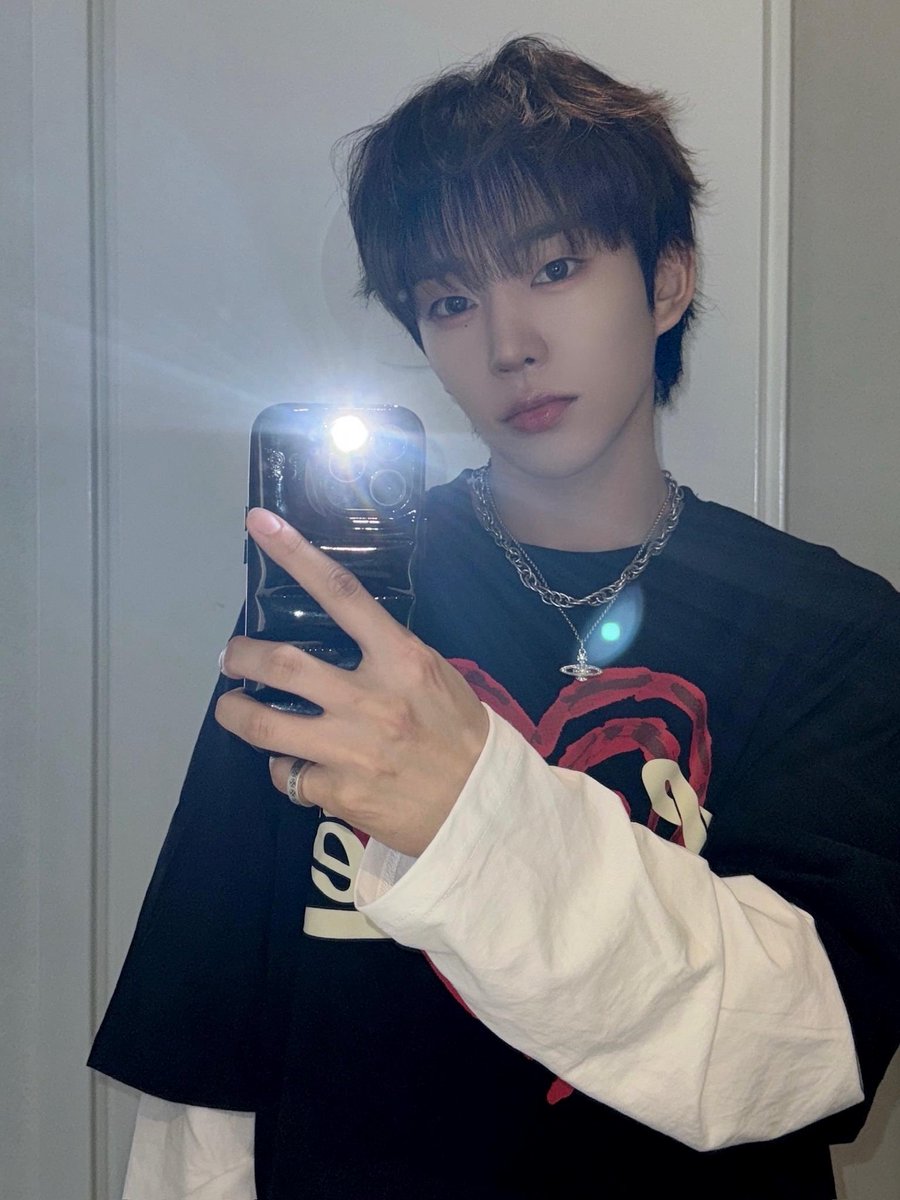 [#상하]
내일 만나😉😉

#NOMAD #노매드
#SANGHA #상하