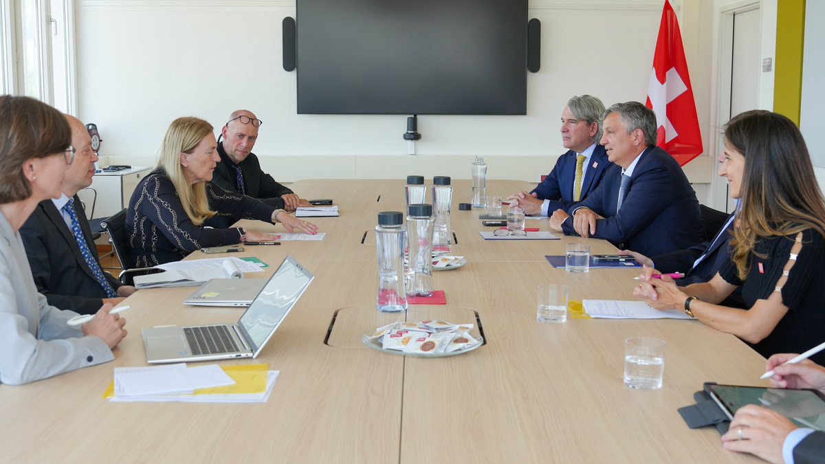 BeOneMedicines's tweet photo. This week, our Co-Founder, Chairman & CEO, @johnvoyler together with a BeOne delegation, including Board Member Anthony Hooper and Head of Government Affairs Michael Schoen, had the privilege of meeting with State Secretary for Economic Affairs, Helene Budliger Artieda. This meeting marks an important step in advancing BeOne Medicines’ presence and long-term partnerships in Switzerland.

Switzerland is known for its excellence in science, policy, and global collaboration. As we embark on this next chapter, following the recent announcement of our redomiciliation, we are proud to align with the Swiss ecosystem and its commitment to excellence.

We look forward to contributing to this dynamic landscape and to expanding our impact for patients around the world through meaningful collaboration, scientific rigor, and a shared mission to transform cancer care.

#BeOneAgainstCancer #GlobalPresence #CancerCare #Switzerland #Collaboration