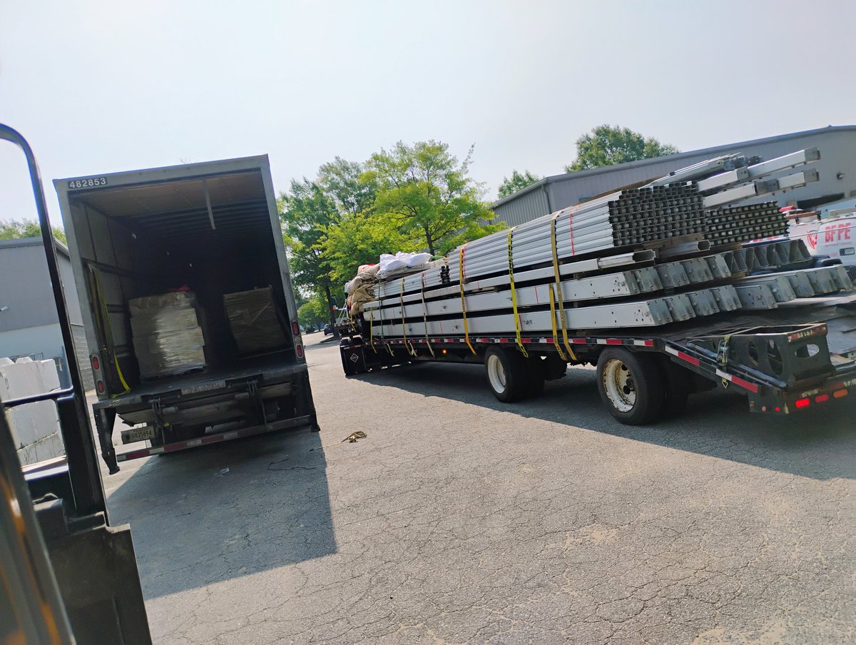 PreciousPaulE1's tweet image. 2 at the same time. #CertifiedOperator #RachetStrapMatchKing