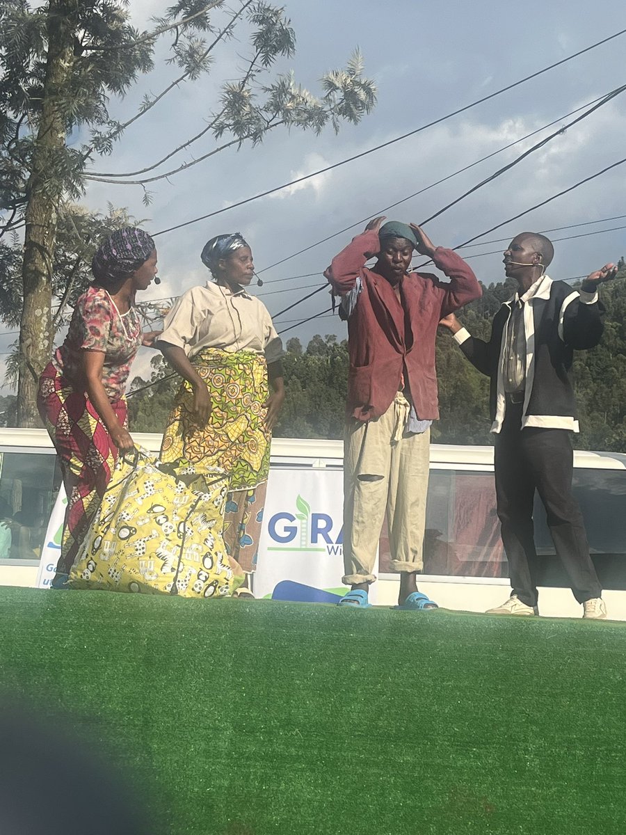 UMURENGE WA RUBAVU (@rubavusector) on Twitter photo Mwakoze cyane <a href="/RwandaLocalGov/">Ministry of Local Government | Rwanda</a> na <a href="/UrunanaDC/">Urunana Development Communication</a> mwifatanije na <a href="/RubavuDistrict/">Rubavu District</a> ,mu guhugura abatuye Umurenge wacu kuri gahunda z’ingenzi z’Imibereho myiza yacu, *195#, Kwita ku muryango, Girawigire, gukoresha neza ubufasha Leta igenera abatwite n’abafite abana batoya… Mwakoze cyane <a href="/RwandaLocalGov/">Ministry of Local Government | Rwanda</a> na <a href="/UrunanaDC/">Urunana Development Communication</a> mwifatanije na <a href="/RubavuDistrict/">Rubavu District</a> ,mu guhugura abatuye Umurenge wacu kuri gahunda z’ingenzi z’Imibereho myiza yacu, *195#, Kwita ku muryango, Girawigire, gukoresha neza ubufasha Leta igenera abatwite n’abafite abana batoya…