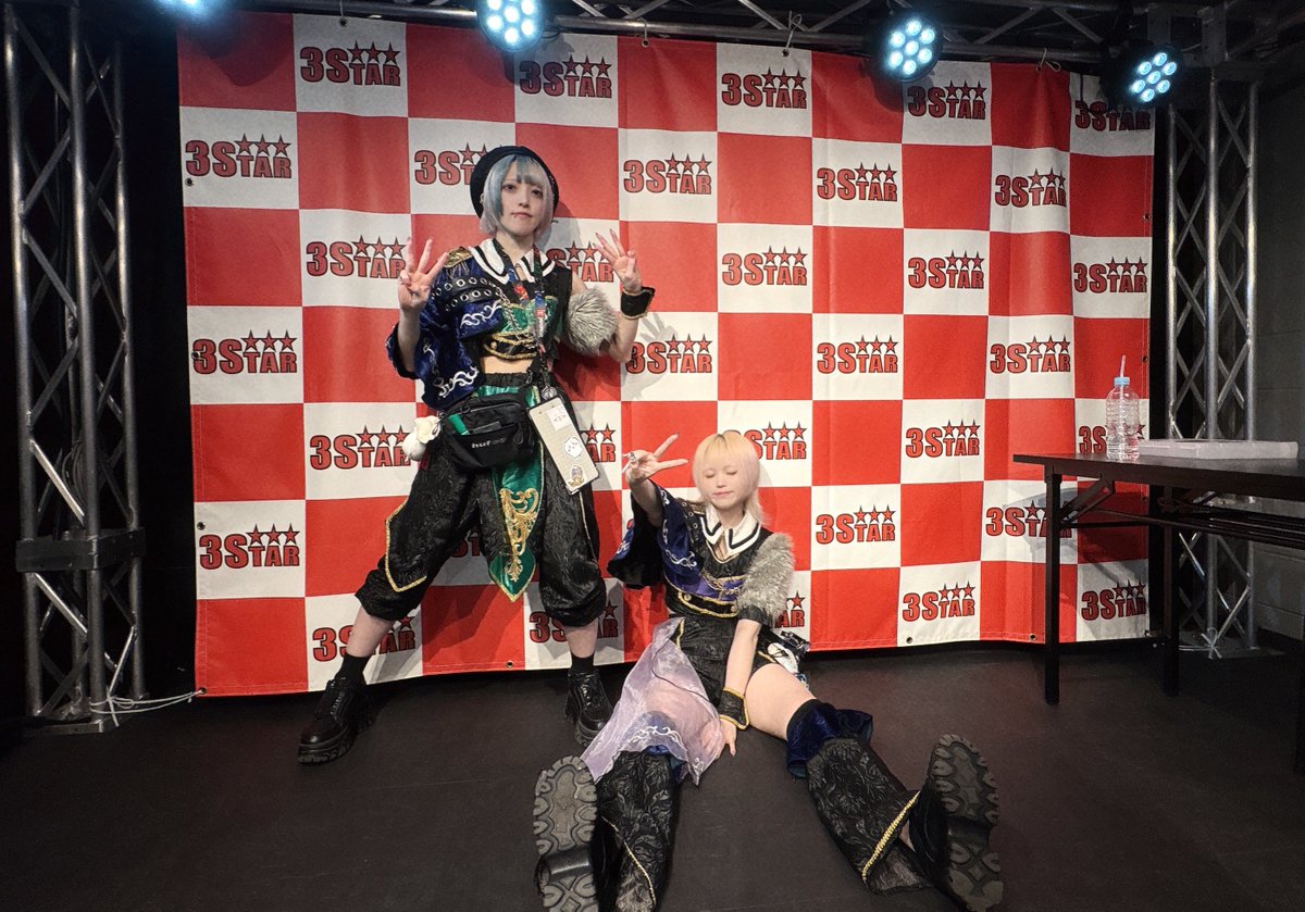 2025.6.12 今池3star

1.STELA
2.Meteorite
3.TRA TRA TRA
4.DOOM
5.SYUSEI
6.Satellite

現体制ラスト名古屋ご来場いただいた皆さまありがとうございました!!また呼んでくれたPLYDEとは2日間一緒で楽しかったです、次回17日來良大我生誕祭にてお待ちしております✨🐺