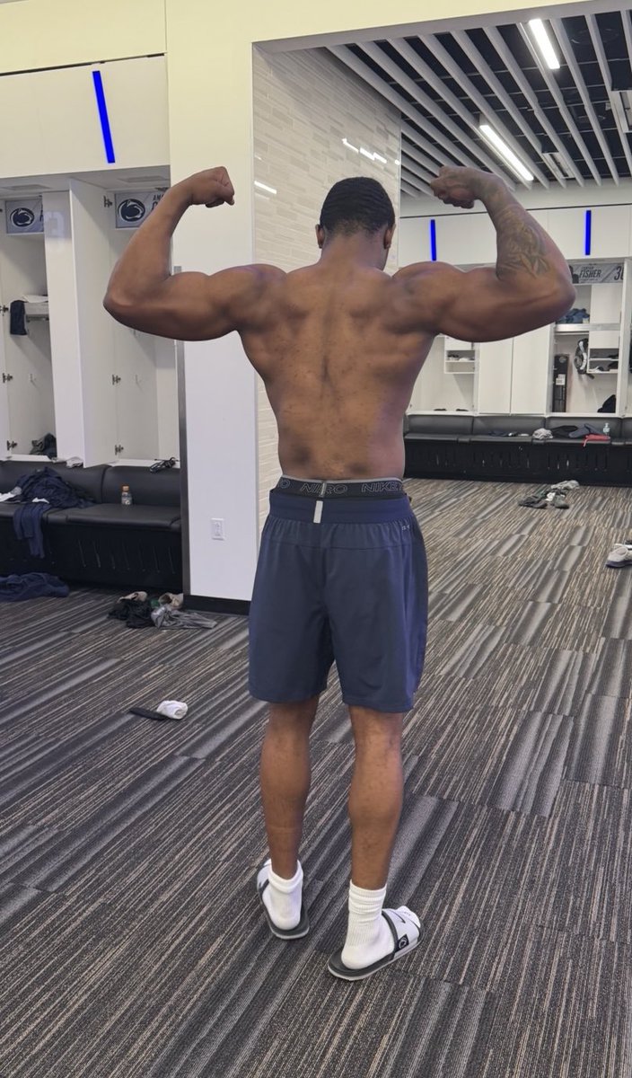 Gotta love college lift💯💯#weare