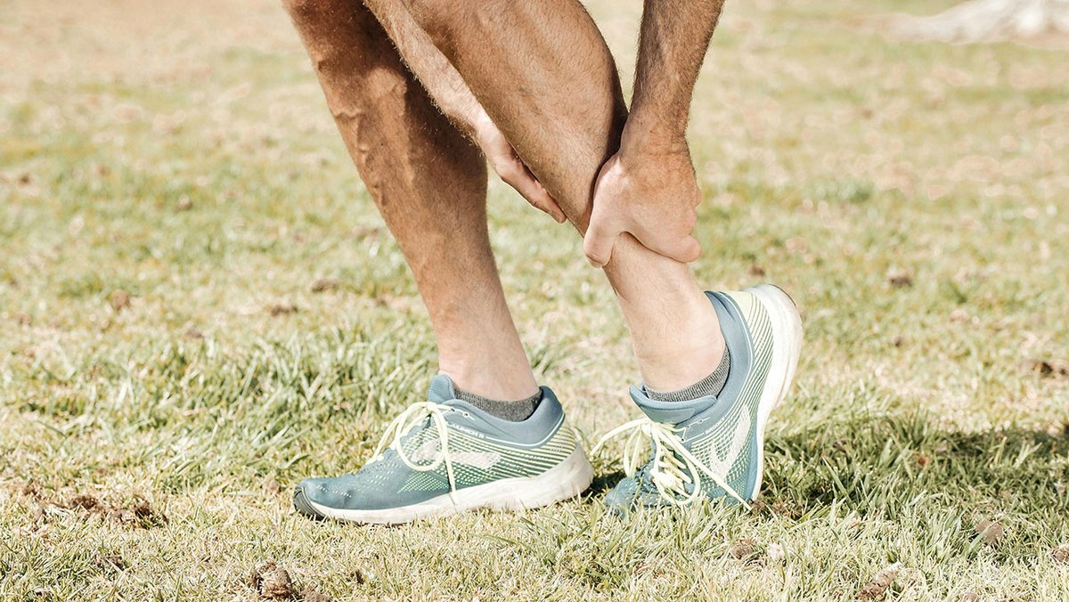 runnerstips's tweet photo. How to Treat Shin Splints: A Complete Guide to Relief and Recovery https://t.co/QPuQNqWUEF https://t.co/rWgLzw8MMS