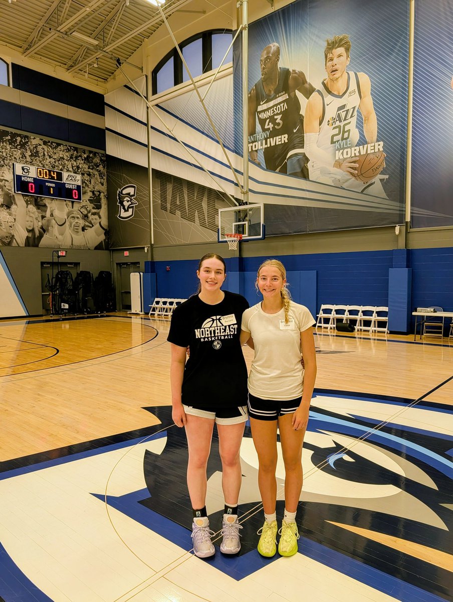 crva51's tweet image. ✅ Creighton camp!
What a great Camp!
Braylee attended her dream school camp!! Keep working!!
@BrayleeVasa
@CreightonWBB
@MissouriPhenom
@nebraskaphenom