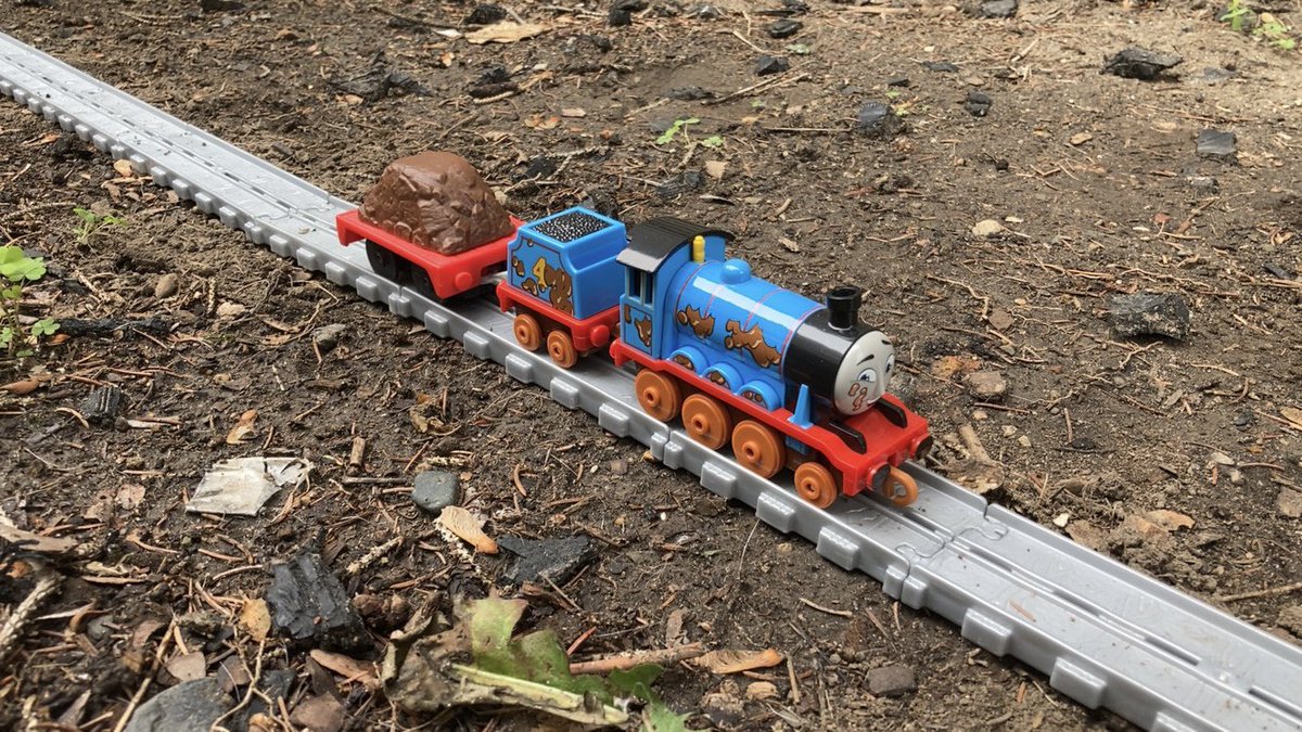 RAILWAYROYALTY's tweet image. Trouble?

Nah.

FUN, WITH MUD! 💩

#ToyTrain #PushAlong #Diecast #Locomotive
