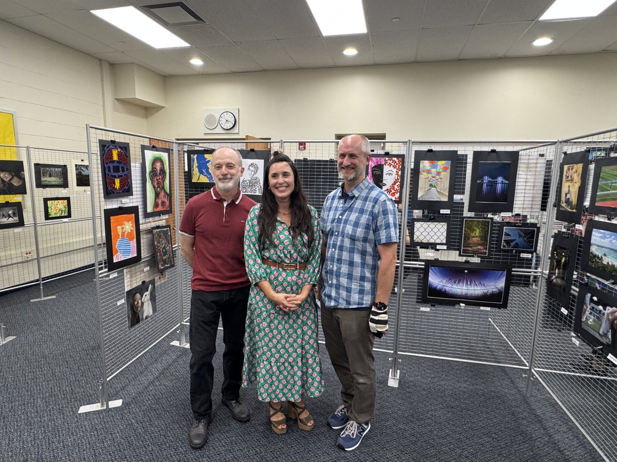 Congratulations and thank you to the NVD students and Art Department teachers: Mr. Scanlan; Ms. Beebe; Mr. Spoelstra and Ms. Paolucci-Supervisor, on a wonderful Art Show!
#nvdpride, #nvpride