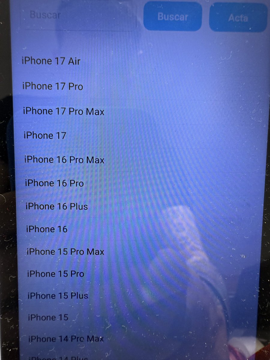 En mi máquina para troquelar protectores de hydrogel se ha actualizado y … ¡SORPRESA!  👇👇👇👇👇