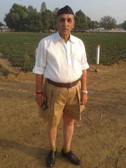गुजरात के दो बार मुख्यमंत्री रहे, समर्पित <a href="/RSSorg/">RSS</a> आरएसएस कार्यकर्ता विजय रूपाणी (<a href="/vijayrupanibjp/">Vijay Rupani</a>) जी का भारत के लिए योगदान अमूल्य रहा है। उनका जाना अत्यंत दुःखद है। 

विनम्र श्रद्धांजलि, ॐ शांति…
#planecrash #Ahemdabad