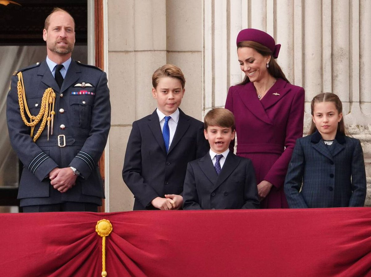 "But he did not mention his father about the duchy"🤡
"But he spoke only one sentence of french"🤡
"But he is doing his own thing and not what the firm wants"🤡
   While the press is moaning about him Prince William continues to live his happy life and attend to his businesses.