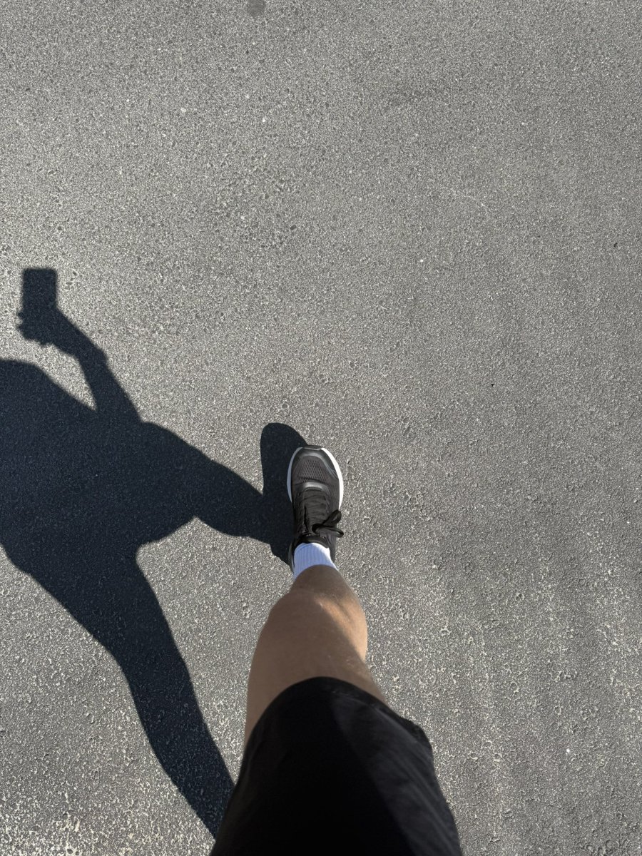 Robin | Branded YouTube tweet media