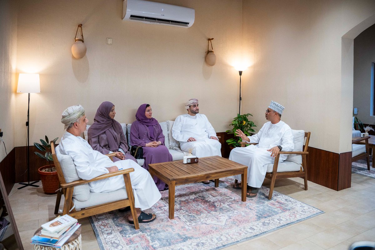 riyadaom's tweet image. كما قامت سعادة حليمة بنت راشد الزرعية، رئيسة #ريادة بزيارة  مؤسسة الصفح كافيه، حيث اطلعت سعادتها على سير العمل المؤسسة ، واستمعت إلى أبرز التحديات والفرص التي تواجه المشروع.
🔗انستجرام الكافيه :
instagram.com/alsafh.om?igsh…