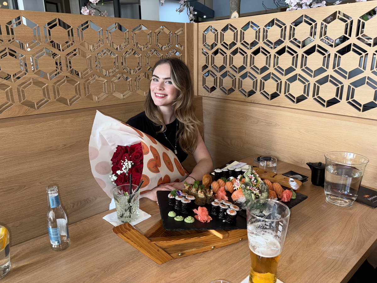 Happy birthday to my beautiful girlfriend <a href="/prttyvanilla/">𝙥𝙮𝙥𝙚𝙧🧸</a> ❤️