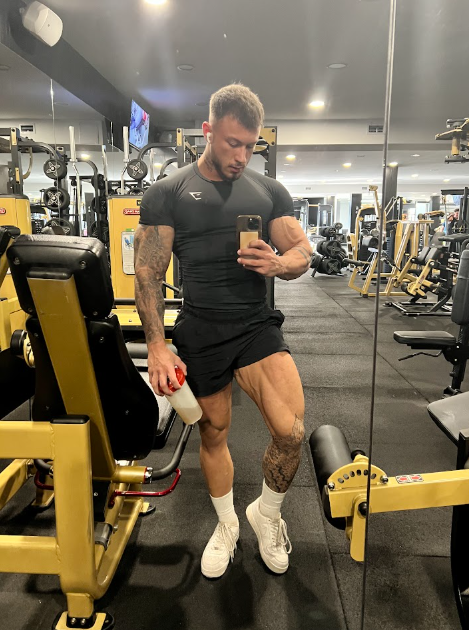 I am your Ryan tweet media