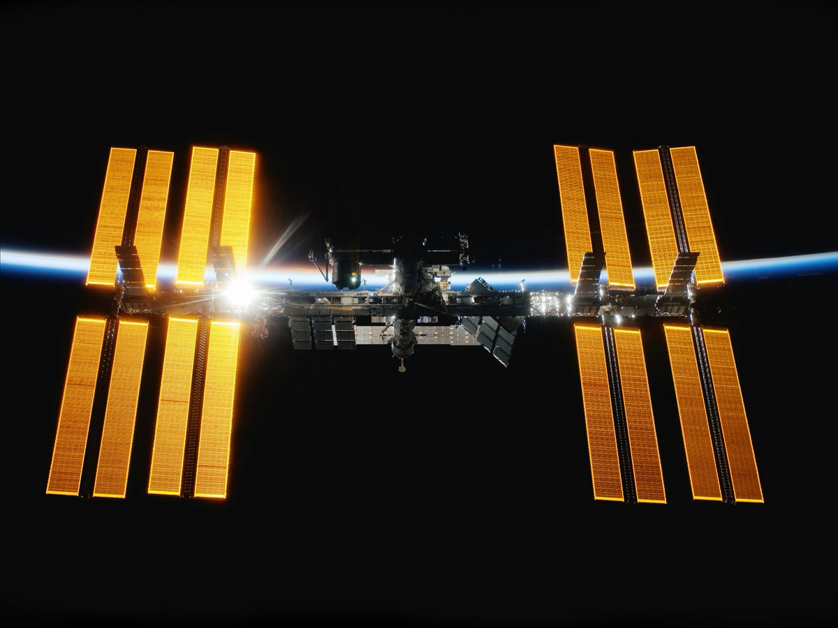 Big win for UCCS! 🎉 Team 25 won NASA’s Spring 2025 Proposal Experience + earned a $10K grant for SCRBaDUB — a project bringing liquid CO₂ washing machines to space to cut textile waste on missions. Read more here: brnw.ch/21wTlIS

📸: NASA