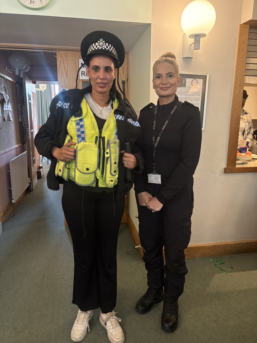 Bradford Stronger Communities Team (@wyp_saferbd) on Twitter photo PC Cahn recently attended at <a href="/beaccommunity/">The Bradford African Community</a> , where Black women expressed interest in police uniforms and policing in the UK. Participants engaged by taking on the bleep test. Committed to fostering trust, PC Cahn emphasised the importance of the Police Race Action Plan. PC Cahn recently attended at <a href="/beaccommunity/">The Bradford African Community</a> , where Black women expressed interest in police uniforms and policing in the UK. Participants engaged by taking on the bleep test. Committed to fostering trust, PC Cahn emphasised the importance of the Police Race Action Plan.