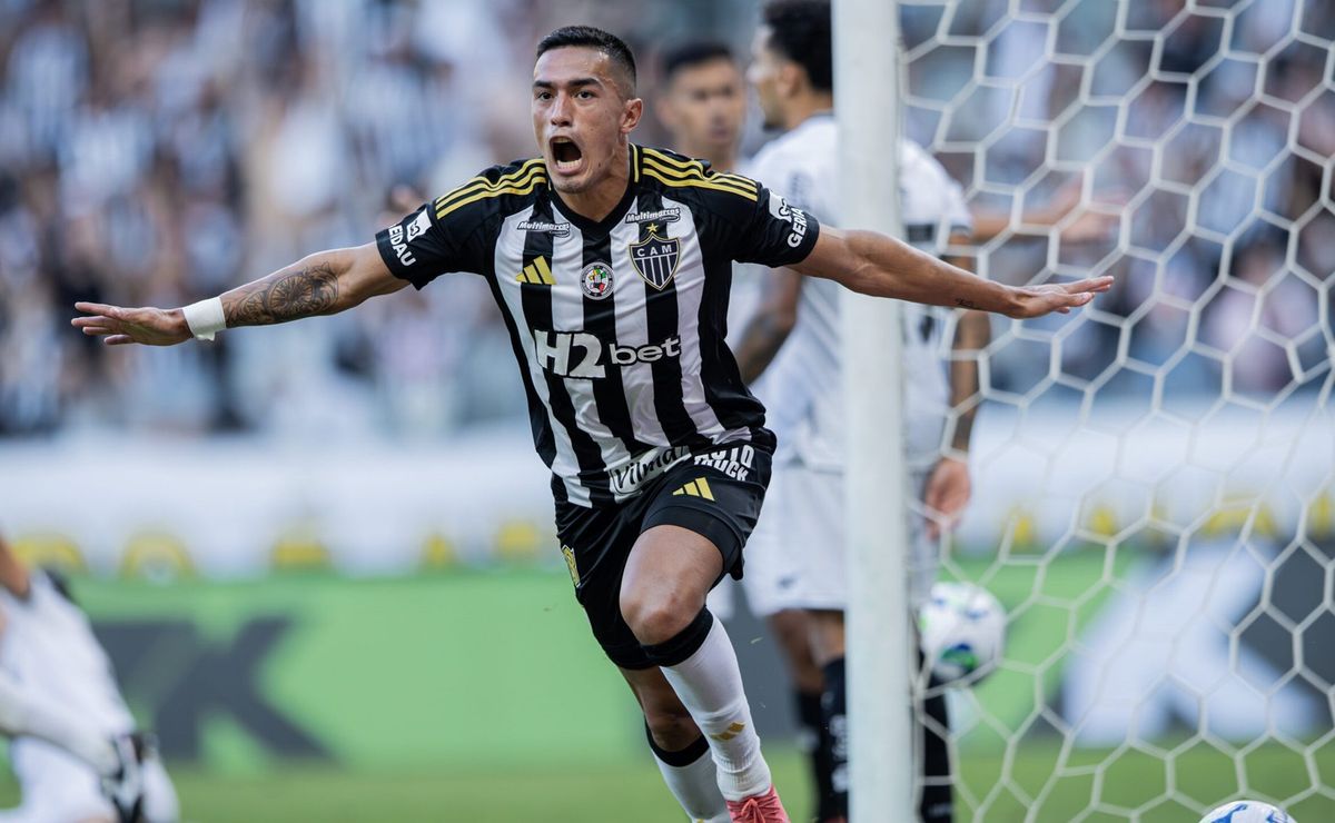 Marco Geves | BICA GALO (@geves_galo) on Twitter photo ℹ️⚠️Atenção: Atlético nega ter recebido proposta por Tomás Cuello e garante que o jogador NÃO sai por 8 milhões de dólares.
Apuração exclusiva do <a href="/canalbicagalo/">CANAL BICA GALO</a> ℹ️⚠️Atenção: Atlético nega ter recebido proposta por Tomás Cuello e garante que o jogador NÃO sai por 8 milhões de dólares.
Apuração exclusiva do <a href="/canalbicagalo/">CANAL BICA GALO</a>